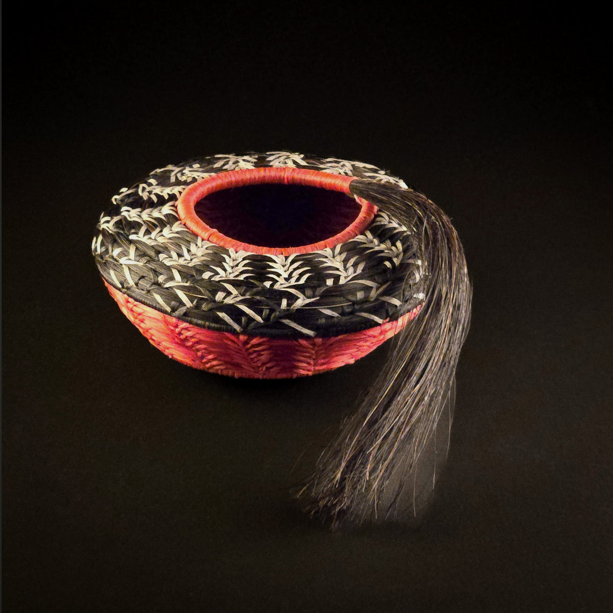 El Rojo | Jane Chavez | Horsehair | Sage Creek Gallery