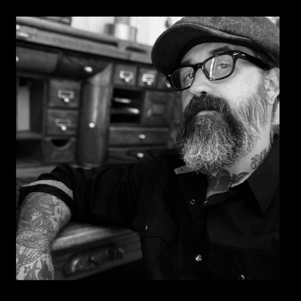 J.R. Hess | Prismacolor Pencil Artist | Sage Creek Gallery