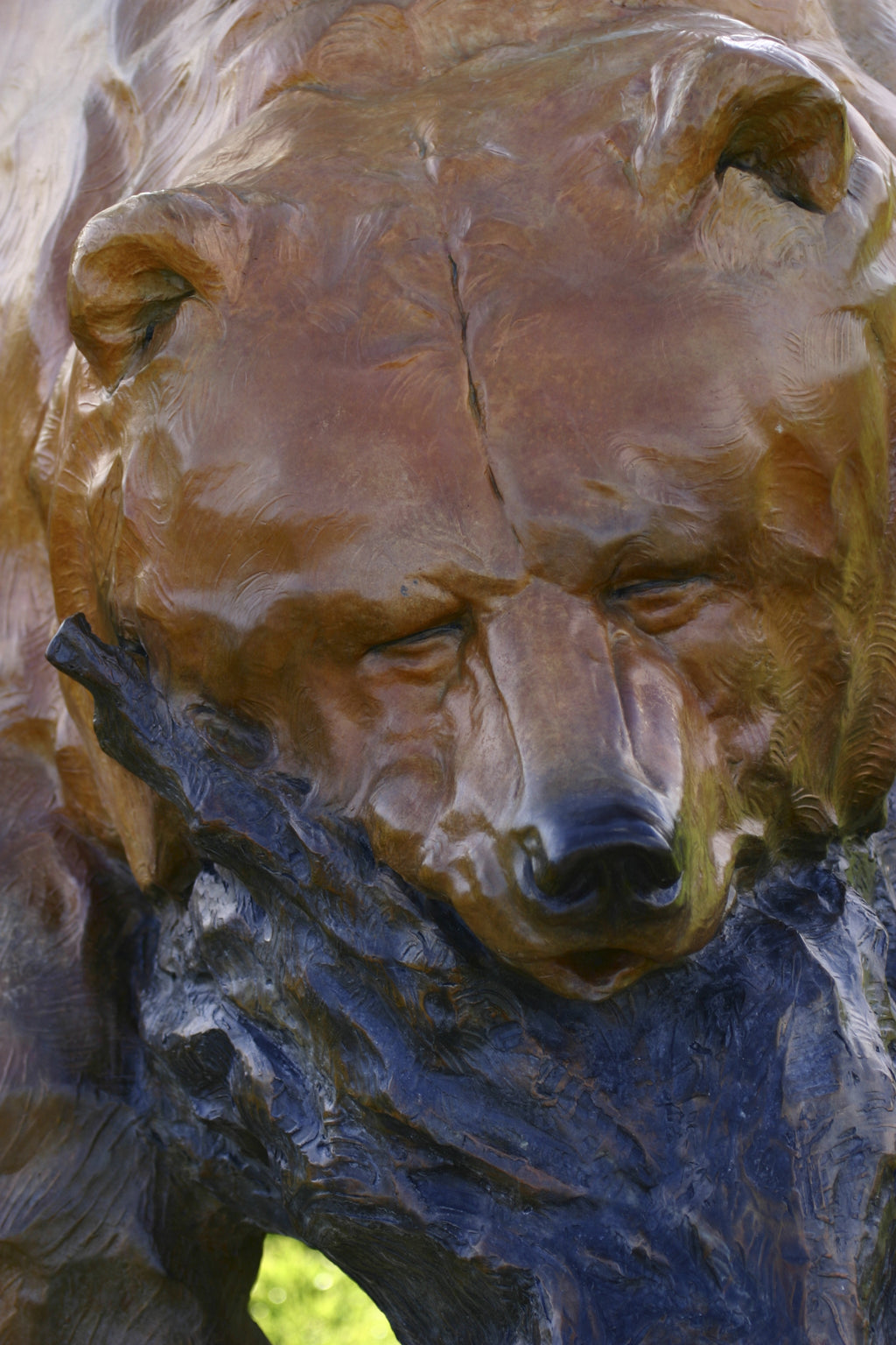 Bear Pause (Monument) (Edition of 27) by Walt Horton | Bronze | Sage Creek Gallery | Face