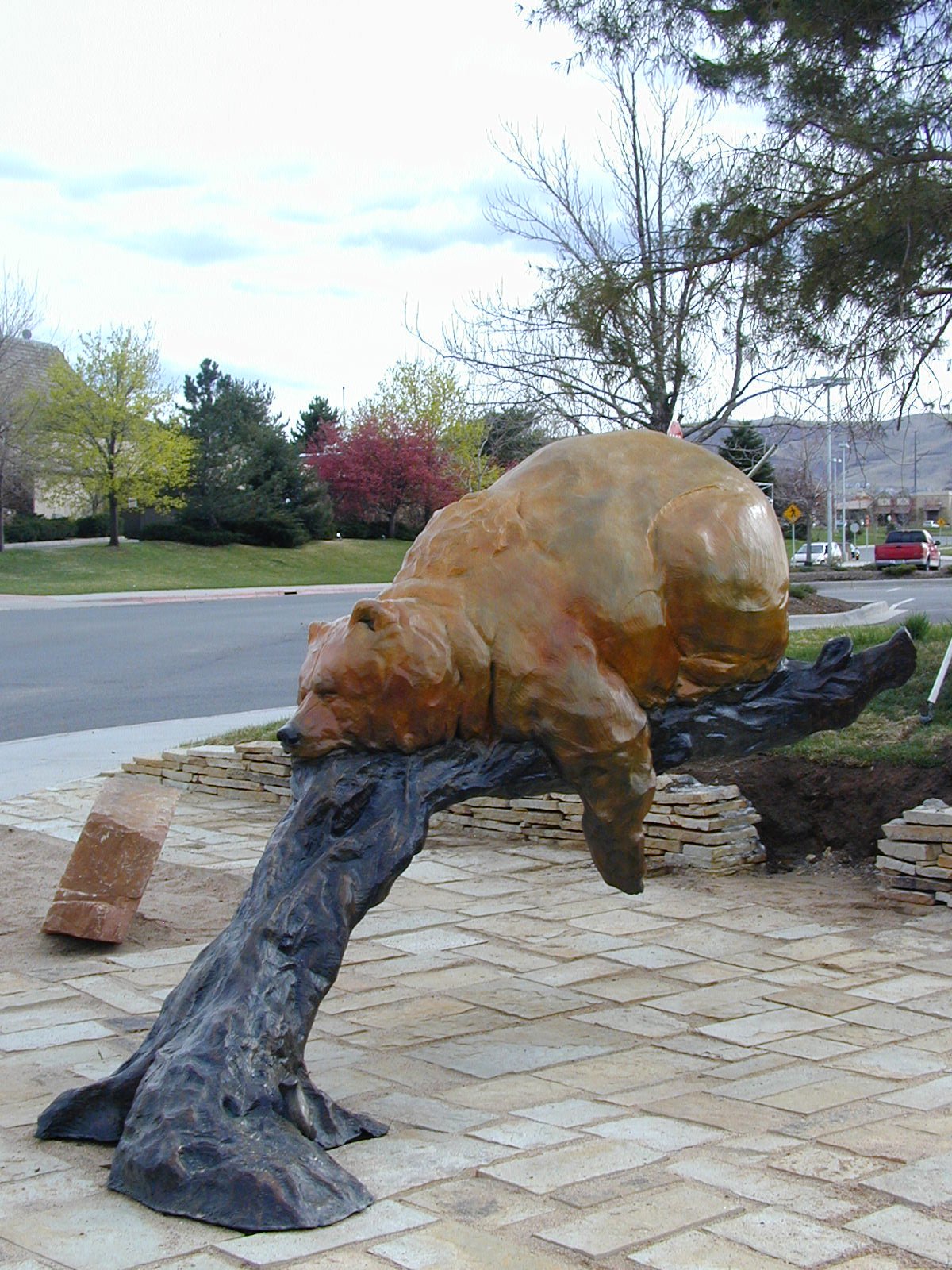 Bear Pause (Monument) (Edition of 27) by Walt Horton | Bronze | Sage Creek Gallery | Side