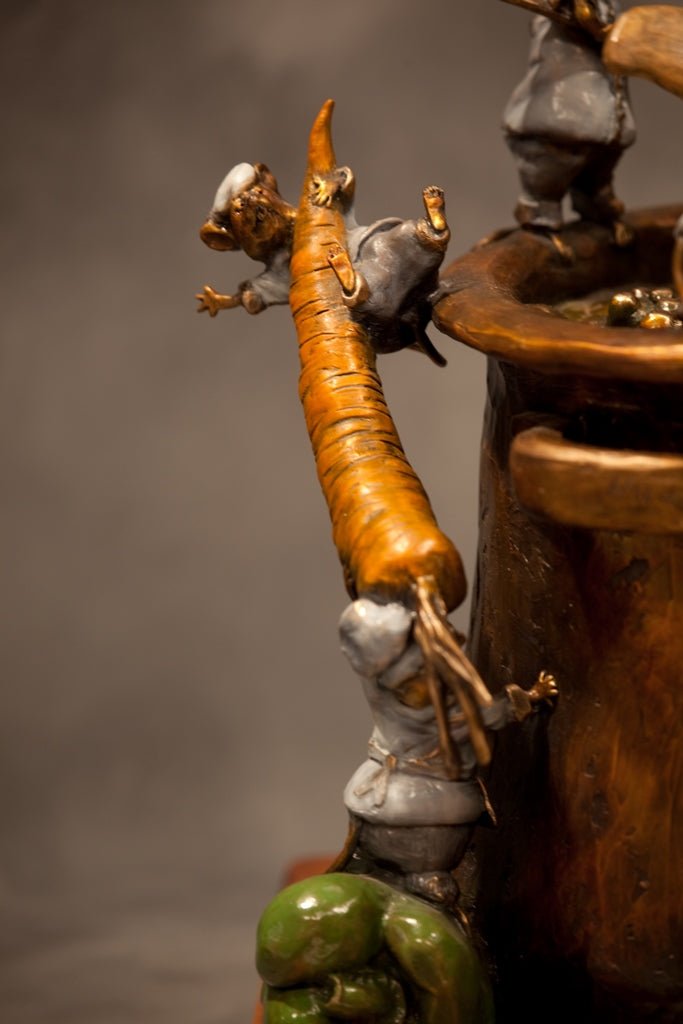 Mice'estroni (Edition of 120) by Walt Horton | Bronze | Sage Creek Gallery | Detail 3